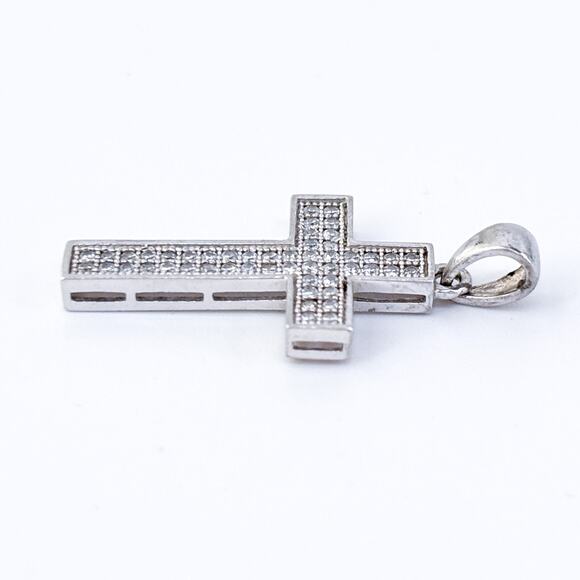 Vintage Sterling Silver 925 Cubic Zirconia Cross Pendant - Picture 3 of 7